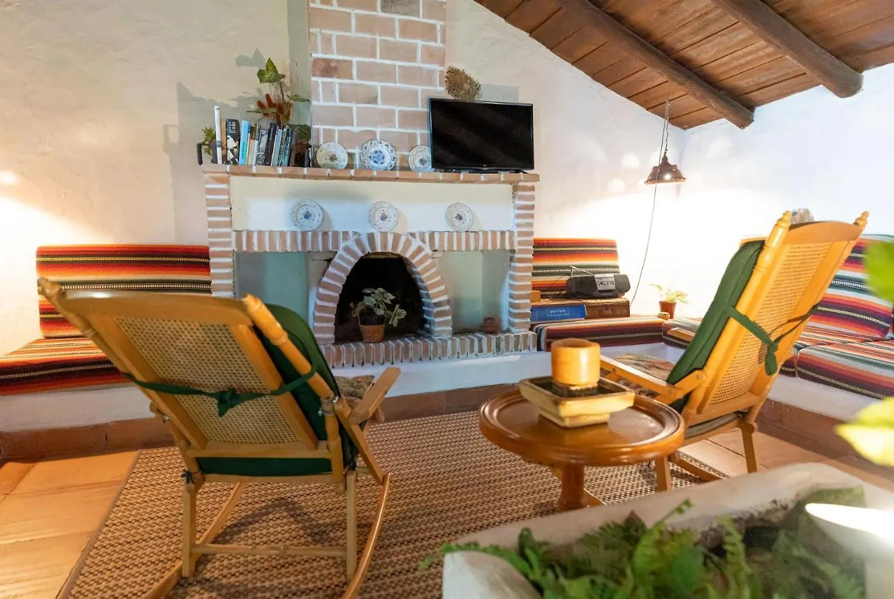 カントリーハウス Casa Rural La Capellania グラナディージャ・デ・アボナ スペイン