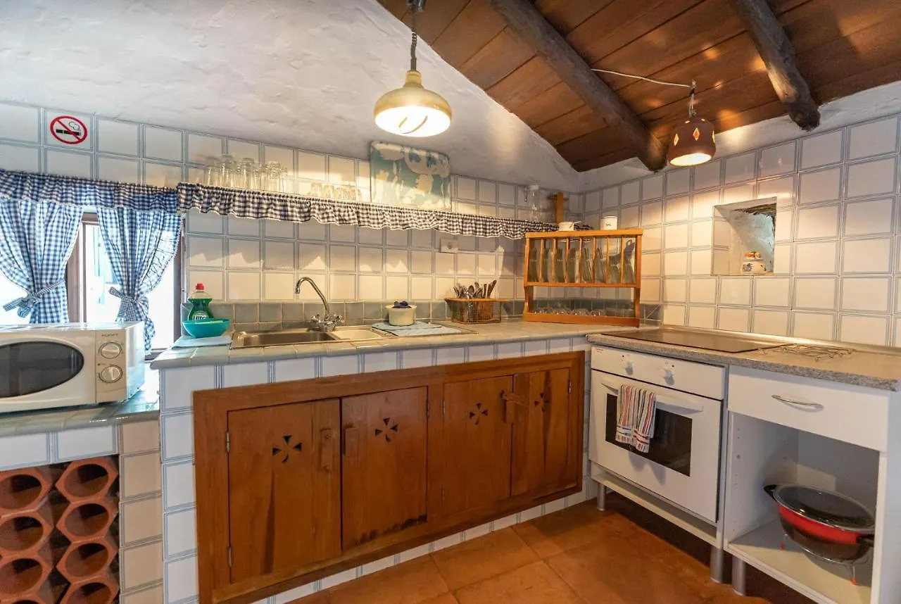 Casa Rural La Capellania グラナディージャ・デ・アボナ
